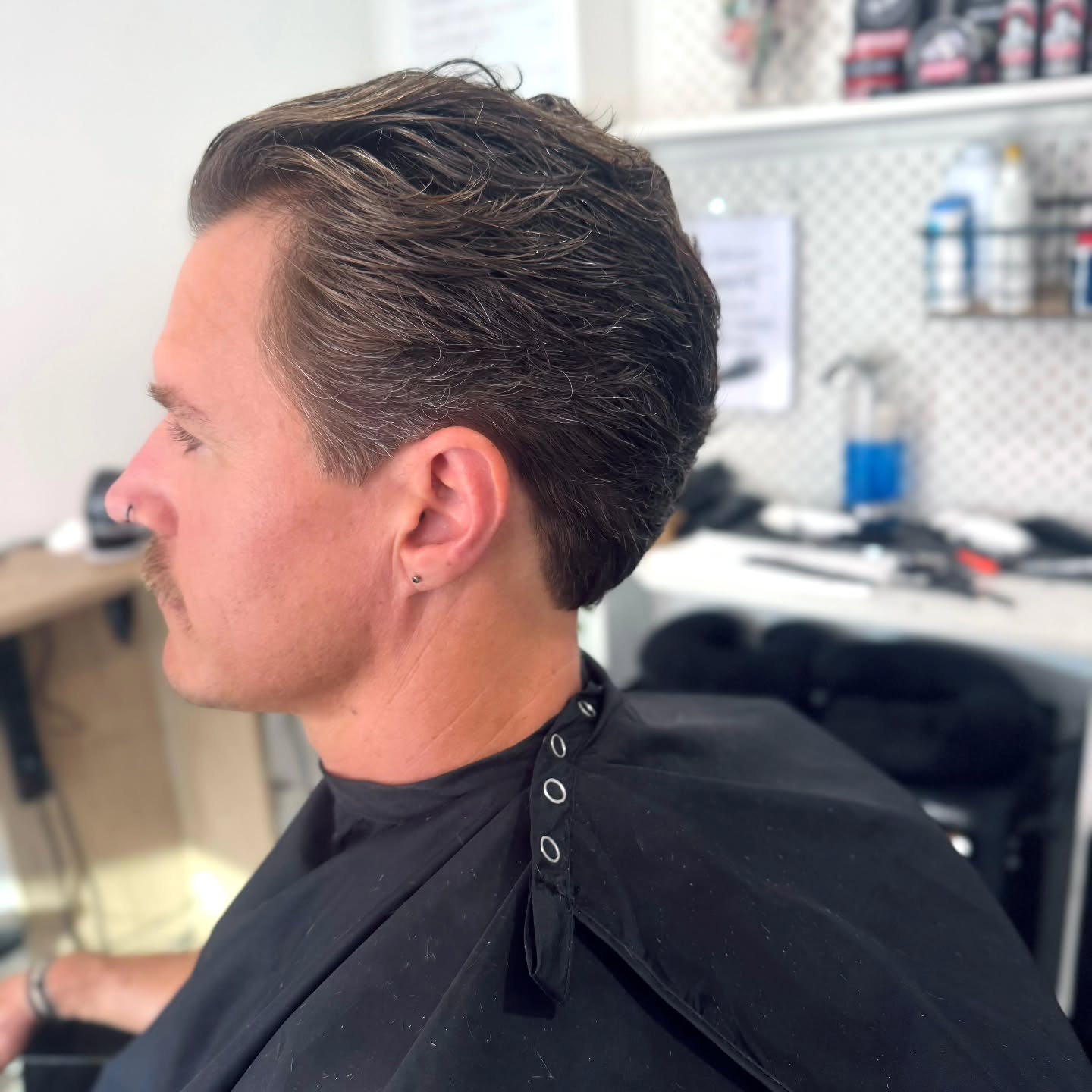 Textured quiff, side view